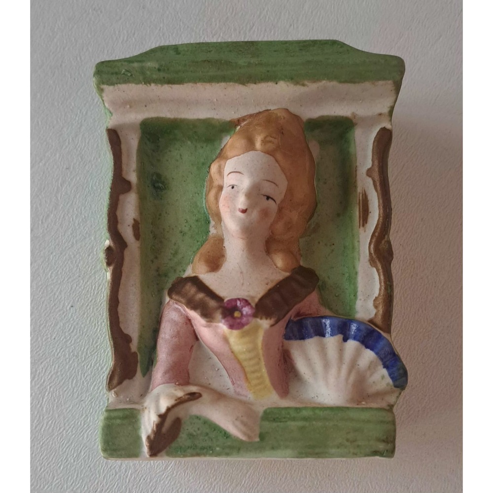 Vintage Bisque Wall Pocket Victorian Woman in Window Occupied Japan - Picture 3 of 10